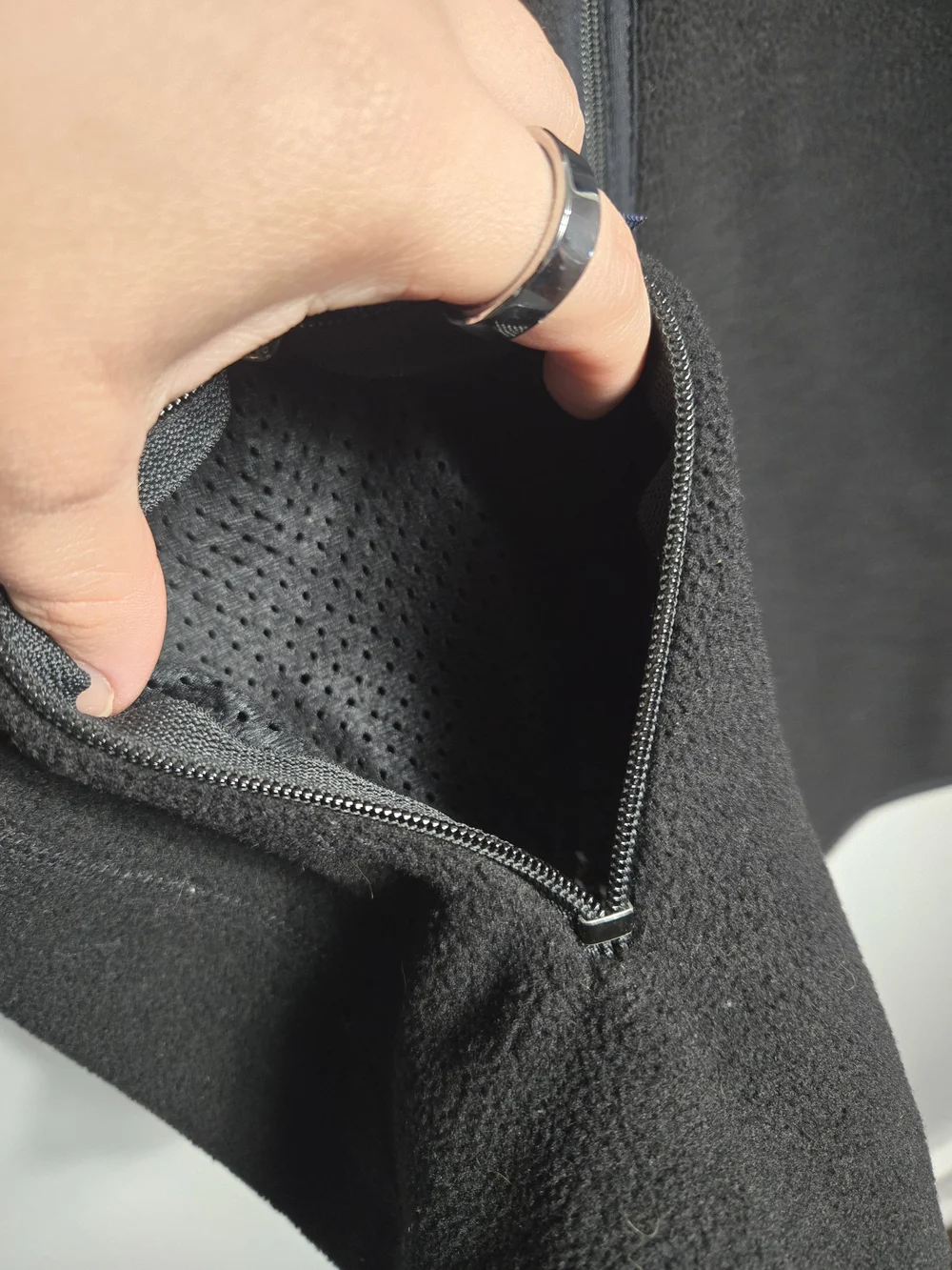 Patagonia Vintage Made in USA Black Synchilla Full Zip Fleece Vest Mens XL